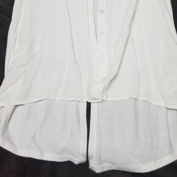 Button up sleeveless - Picture 2 of 3